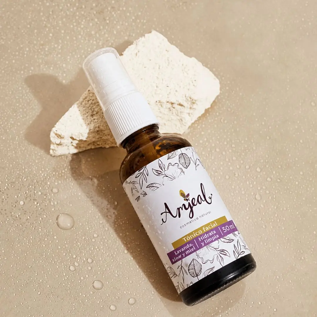 Tónico facial de rosas, lavanda y miel
